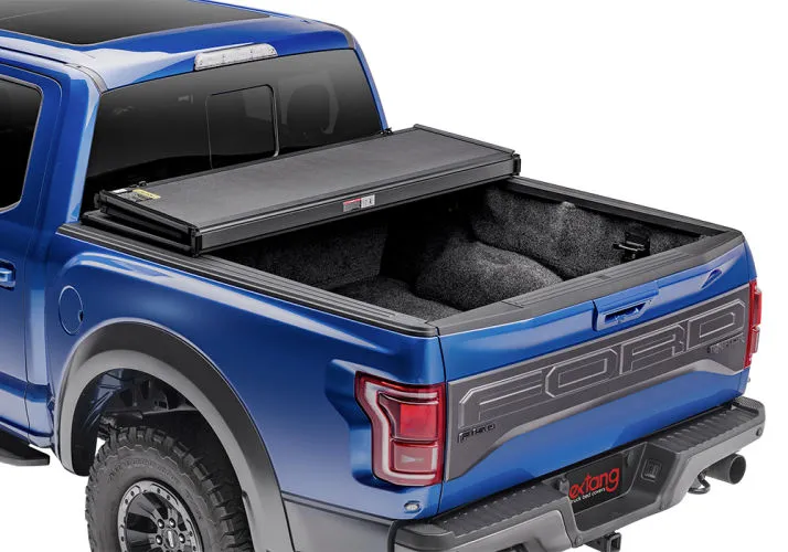 EXTANG SOLID FOLD 2.0 HARD TRI-FOLDING BED COVER