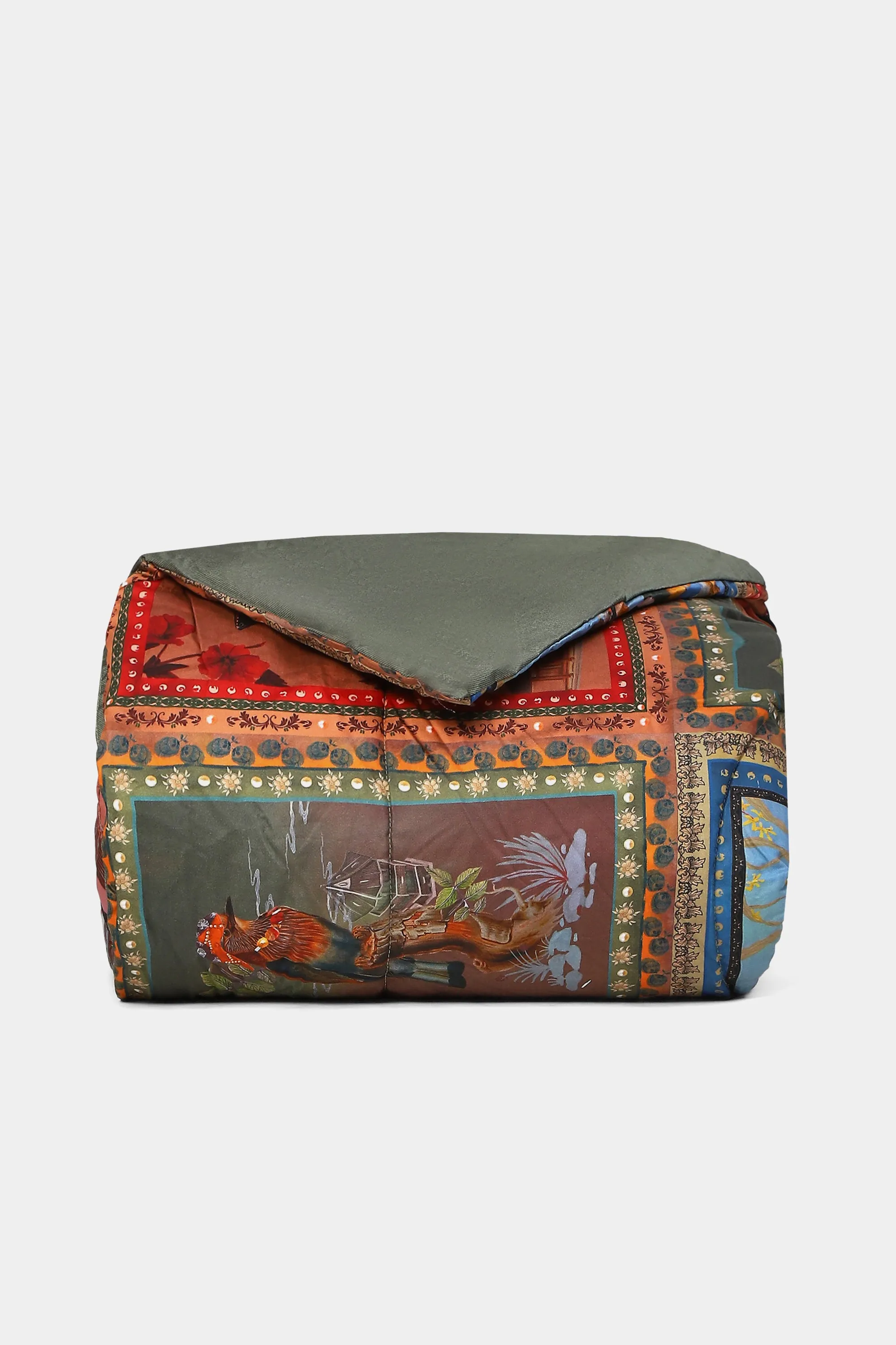 Hututi Comforter