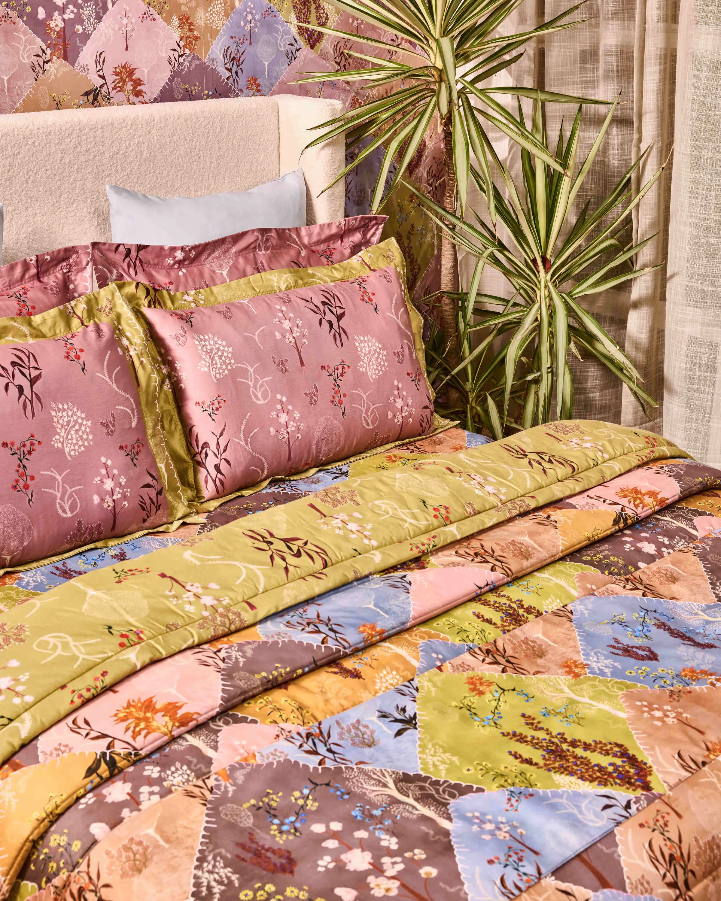 Morning Calm Trousseau Set